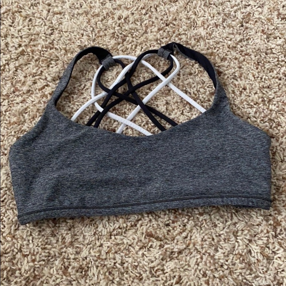 Lululemon free to be bra